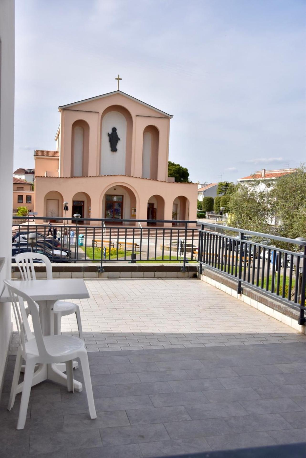 Hotel Portofino Lido di Jesolo Exterior photo