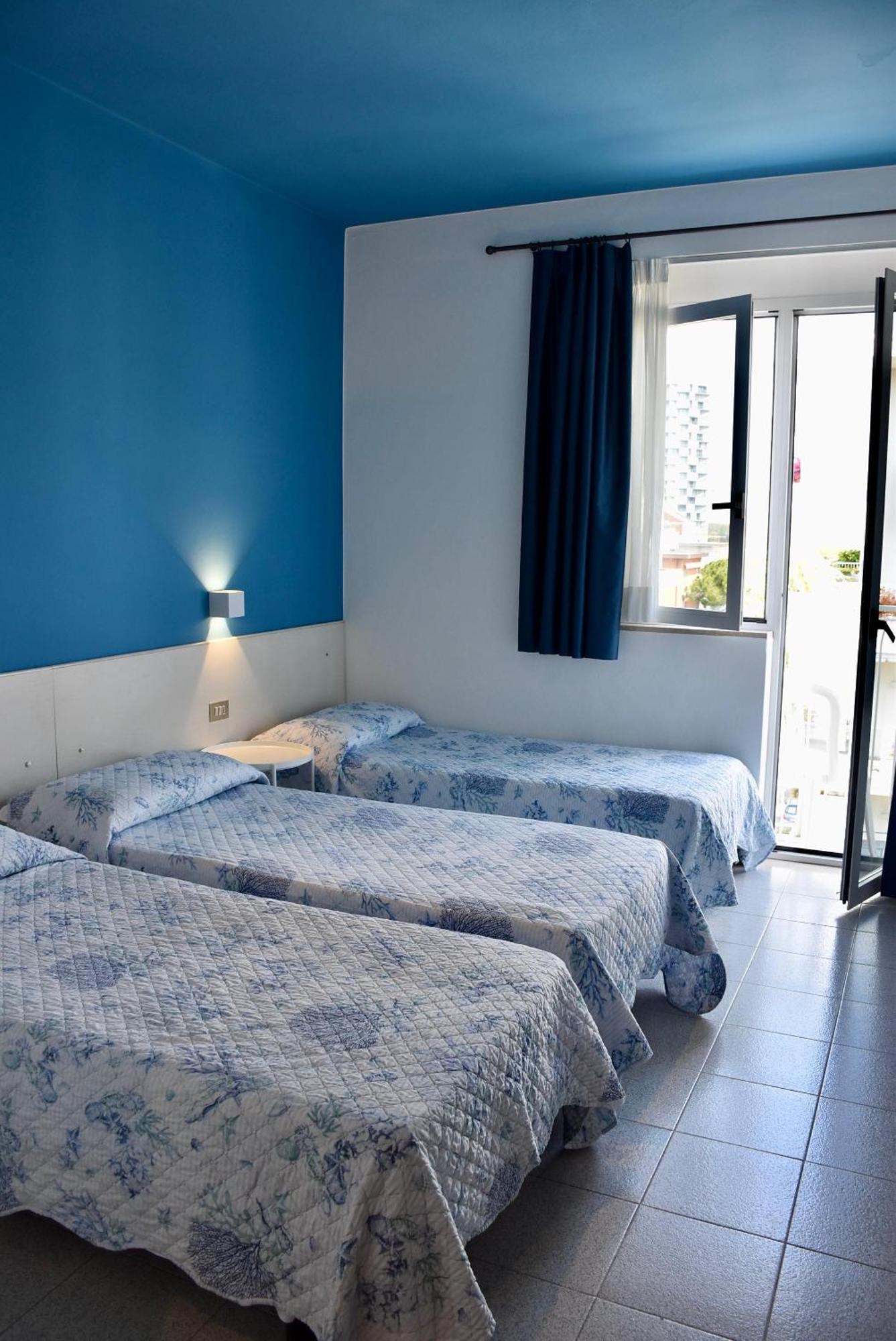 Hotel Portofino Lido di Jesolo Exterior photo
